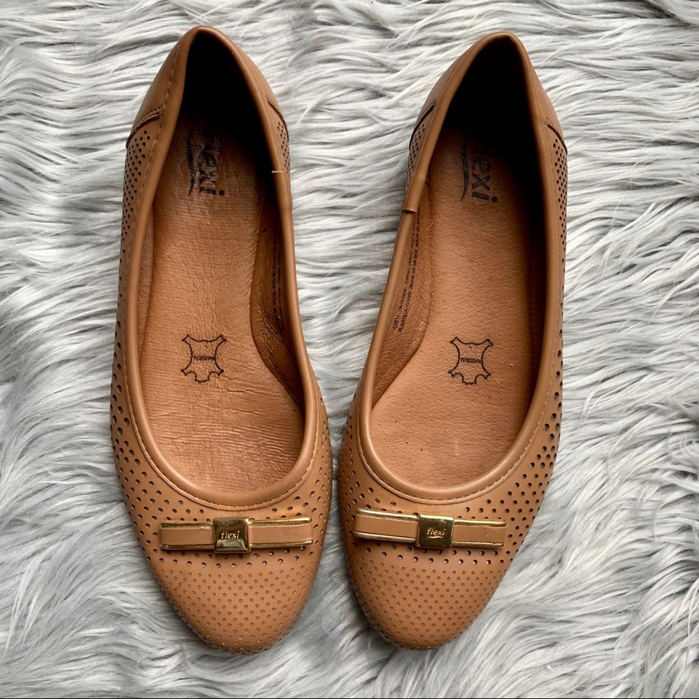Flexi ballerina flats 🥿 with bow